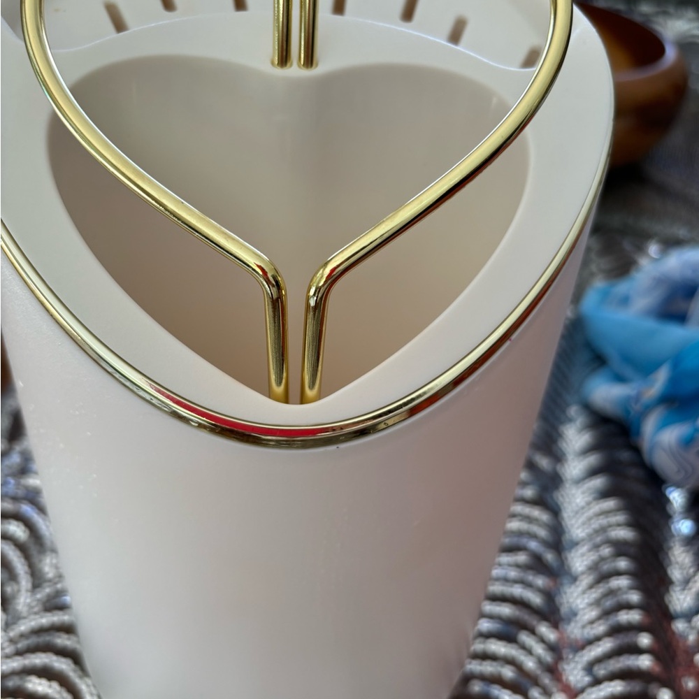Paris Hilton gold and white utensil holder - Picture 6 of 9